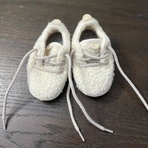 Allbirds toddler shoes- Smallbords tennis shoes 5T